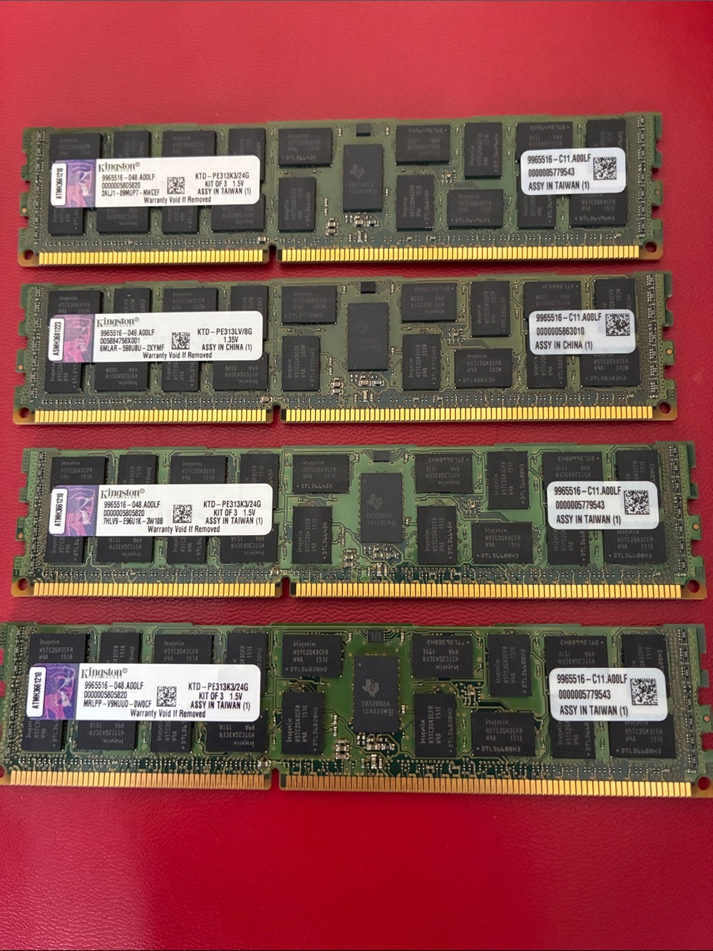 4 of Kingston Green and Black DDR3 Server Memory Modules